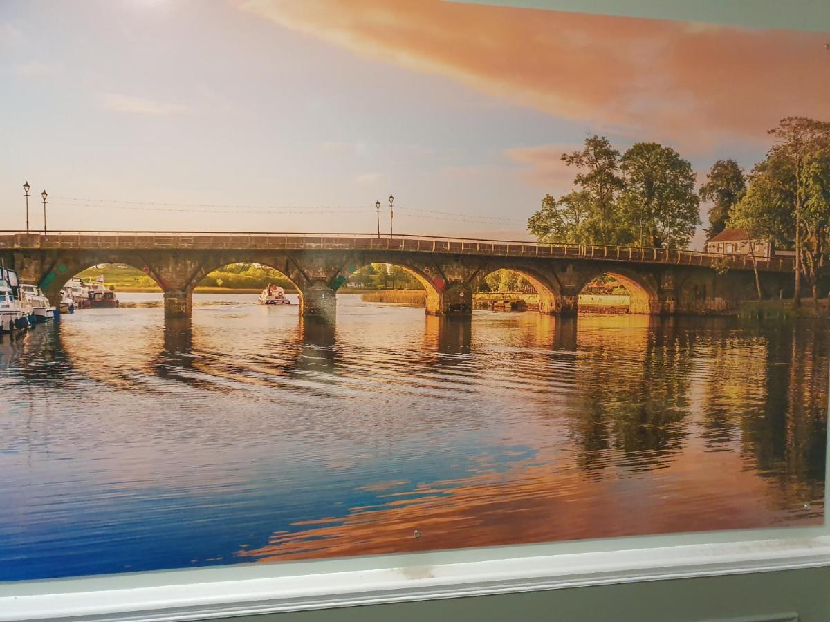 Shannon Bridge House Carrick on Shannon Dış mekan fotoğraf